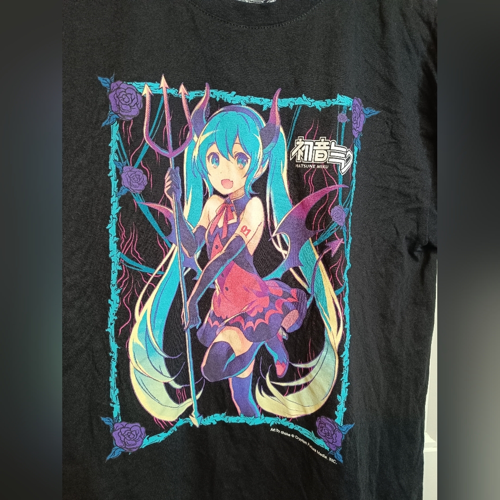 Hatsune Miku Devil Boyfriend Fit Medium T-Shirt Anime Cosplay Goth Grunge Casual